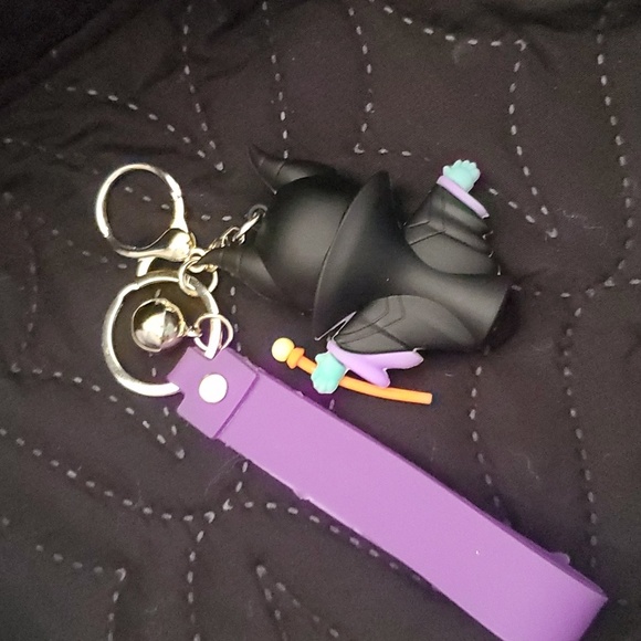 Disney Magnificent keychain inspired - Picture 3 of 4